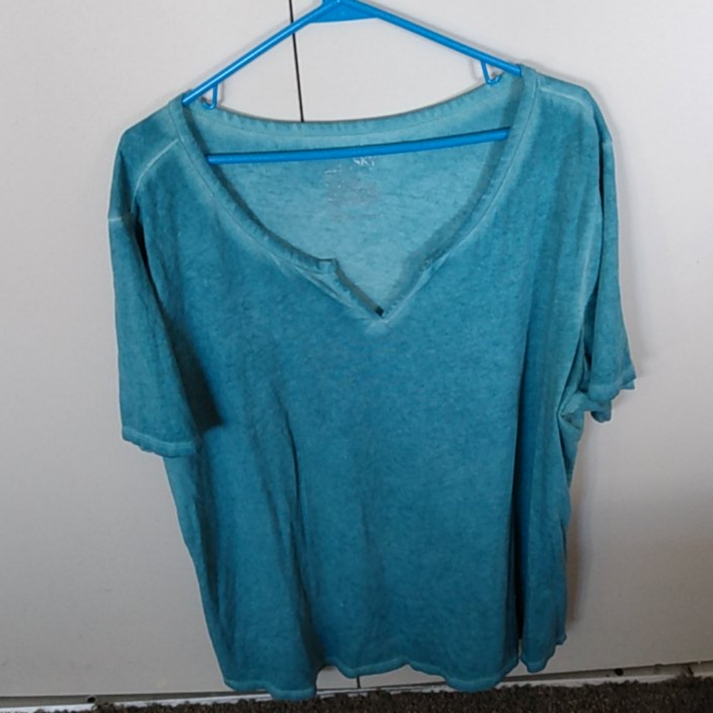 3 tshirts